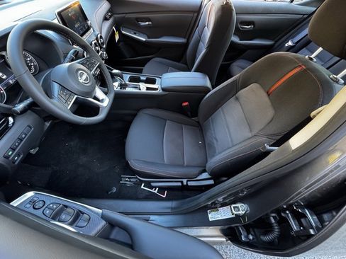 New 2025 Nissan Sentra SR image 19