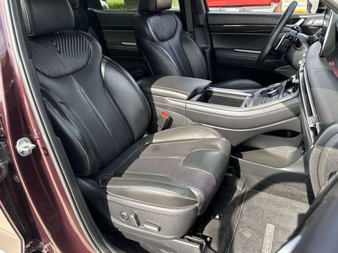 Used 2024 Hyundai Palisade Calligraphy FWD image 14