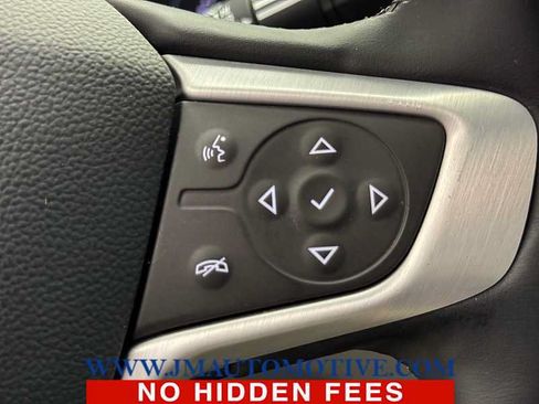 Used 2024 GMC Terrain SLT AWD/4WD image 39