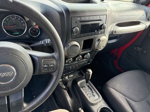 Used 2014 Jeep Wrangler Sport AWD/4WD image 8