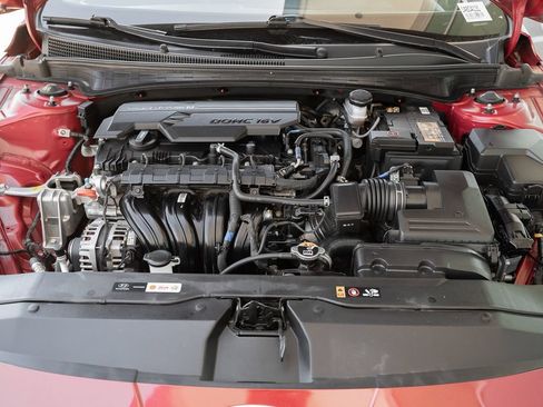 Used 2024 Hyundai Elantra SEL FWD image 14