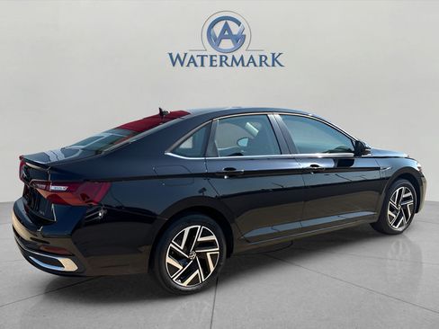 Used 2022 Volkswagen Jetta SEL FWD image 6