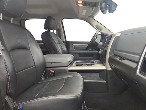 Used 2019 RAM 1500 Classic Warlock image 23