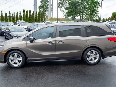 Certified 2018 Honda Odyssey EX-L image 8