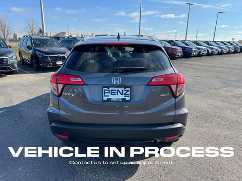 Used 2016 Honda HR-V EX-L image 4