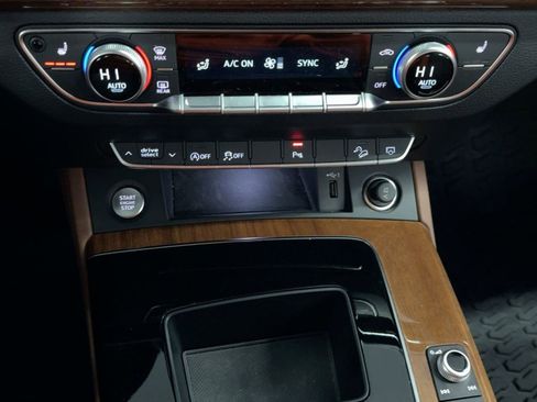 Certified 2022 Audi Q5 2.0T Premium Plus w/ Premium Plus Package image 19