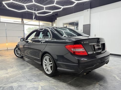 Used 2012 Mercedes-Benz C 300 Sport image 3