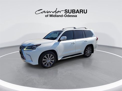 Used 2016 Lexus LX 570 4WD w/ Luxury Package image 4