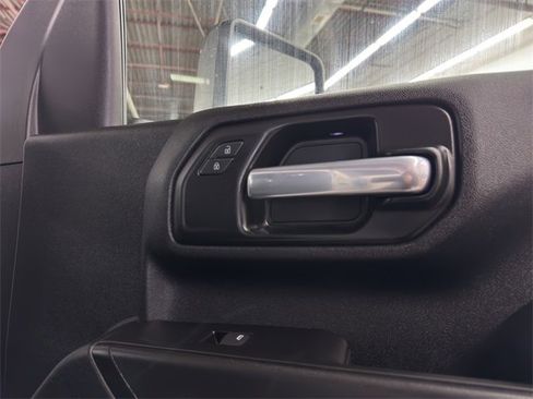 Used 2021 Chevrolet Silverado 2500 W/T w/ WT Convenience Package image 17