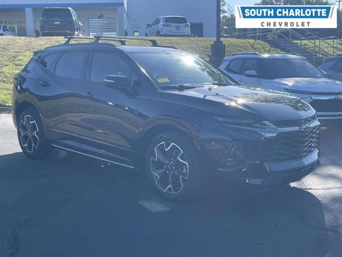 Used 2022 Chevrolet Blazer RS w/ LPO, 'HIT The Road' Package image 3