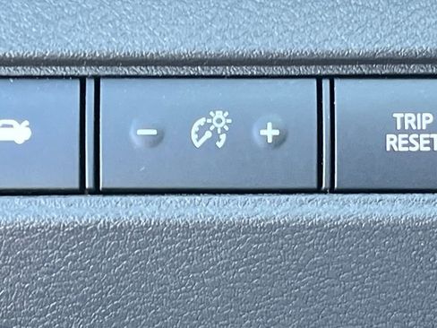 Used 2024 Nissan Altima 2.5 SV image 27