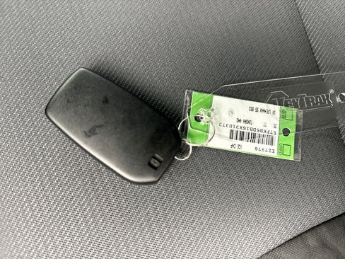 Used 2025 Toyota Tundra SR w/ SR Tow Package image 12