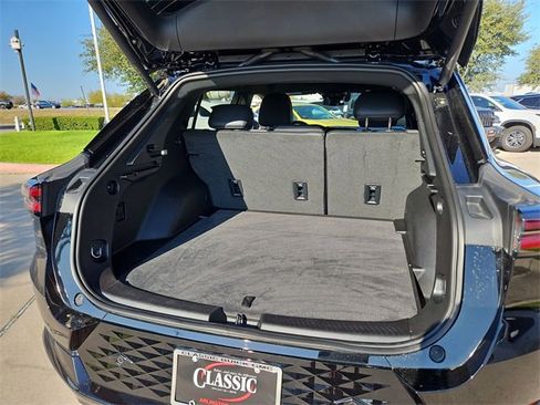 Used 2024 Chevrolet Equinox EV RS image 25