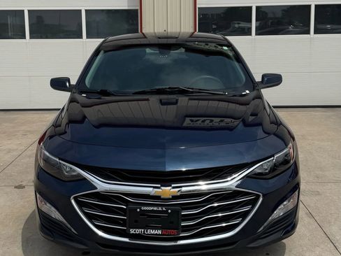 Used 2022 Chevrolet Malibu LT image 2