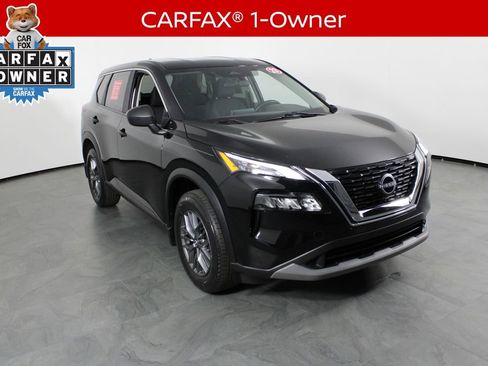 Used 2023 Nissan Rogue S image 5