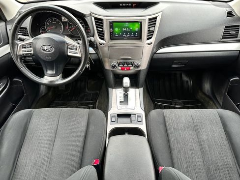 Used 2013 Subaru Outback 2.5i Premium AWD/4WD image 23