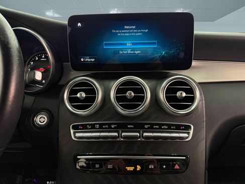 Certified 2022 Mercedes-Benz GLC 300 image 28