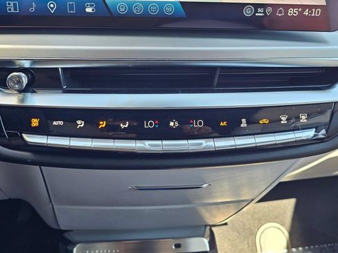 New 2026 Cadillac Lyriq Sport AWD/4WD image 31