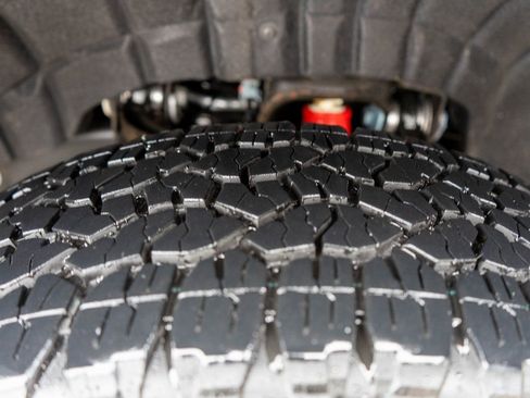 Used 2025 GMC Sierra 2500 Denali Ultimate image 33