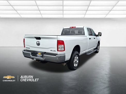Used 2024 RAM 3500 Big Horn AWD/4WD image 3