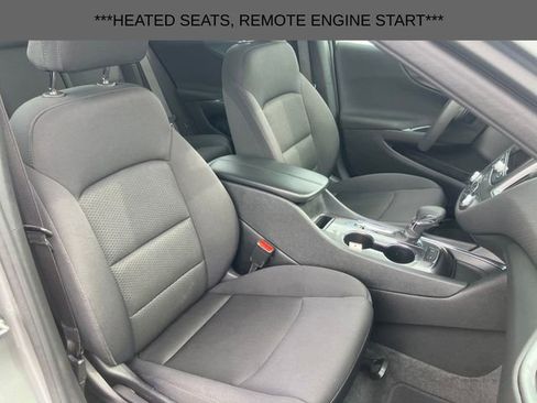 Used 2025 Chevrolet Malibu LT image 14