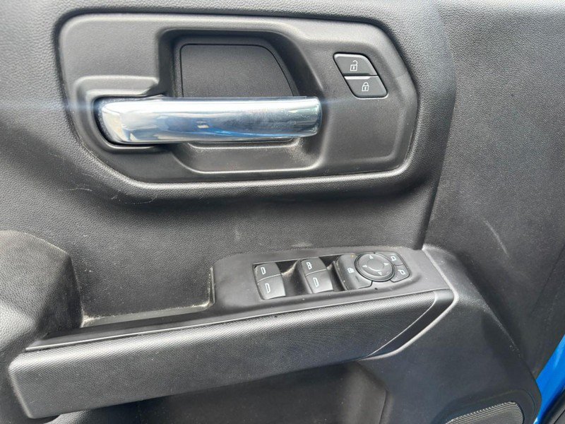 Used 2023 Chevrolet Silverado 1500 Custom AWD/4WD image 10