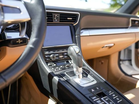 Used 2015 Porsche 911 Carrera S RWD image 39
