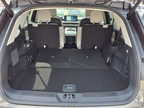 New 2026 Lincoln Aviator 2WD image 9