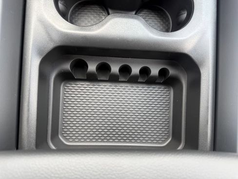 New 2026 RAM 1500 Express AWD/4WD image 28