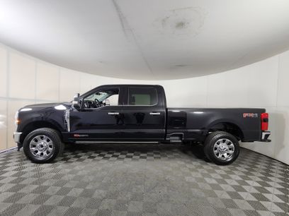 New 2026 Ford F350 Lariat w/ Lariat Ultimate Package