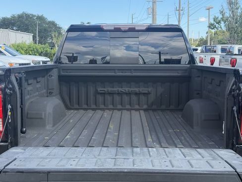Used 2020 GMC Sierra 1500 Denali w/ Technology Package AWD/4WD image 11