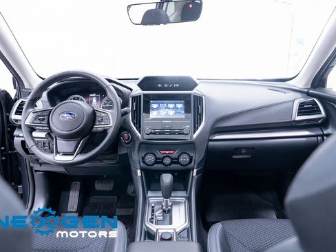 Used 2024 Subaru Forester Premium image 7