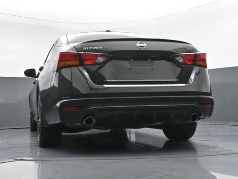 Used 2023 Nissan Altima 2.5 SR image 25