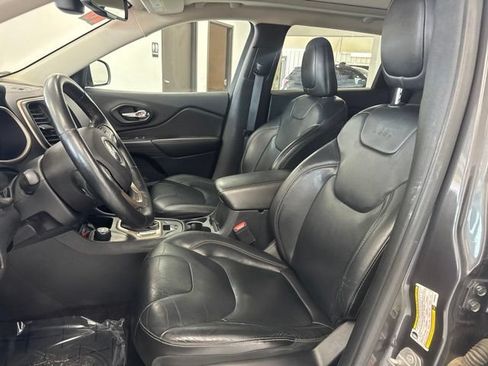 Used 2016 Jeep Cherokee Limited AWD/4WD image 17