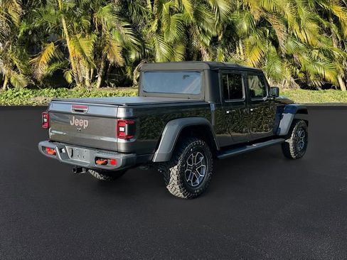 Used 2024 Jeep Gladiator Mojave w/ Technology Group image 5