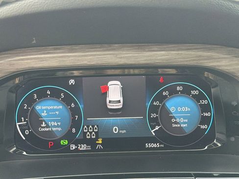 Used 2024 Volkswagen Atlas SEL AWD/4WD image 28