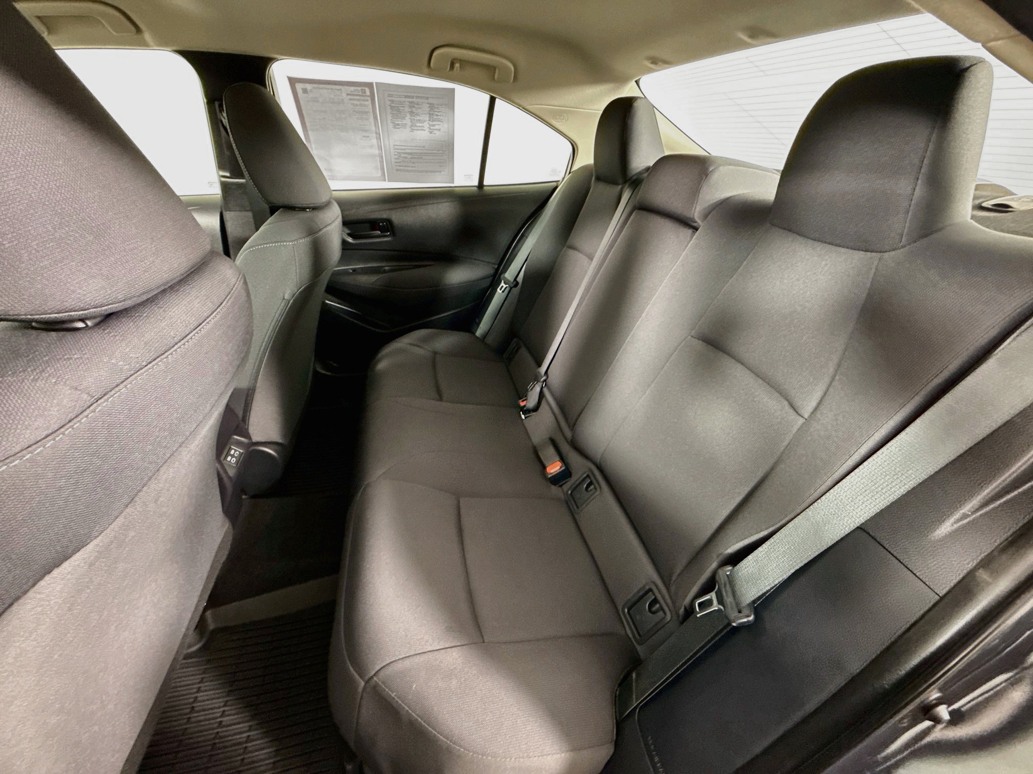 Certified 2025 Toyota Corolla LE FWD image 24