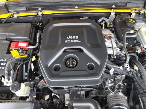 Used 2021 Jeep Wrangler Unlimited Rubicon AWD/4WD image 30