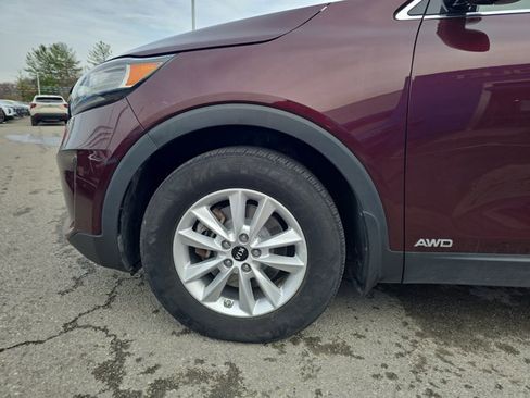 Used 2020 Kia Sorento LX image 9