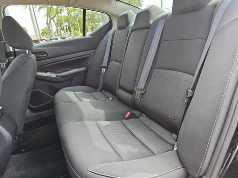 Certified 2024 Nissan Altima 2.5 S FWD image 12