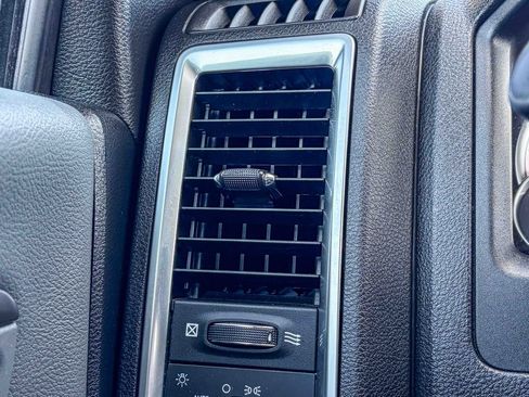 Used 2022 RAM 1500 Classic SLT w/ Electronics Group image 46