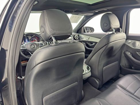 Used 2018 Mercedes-Benz C 300 Sedan image 33