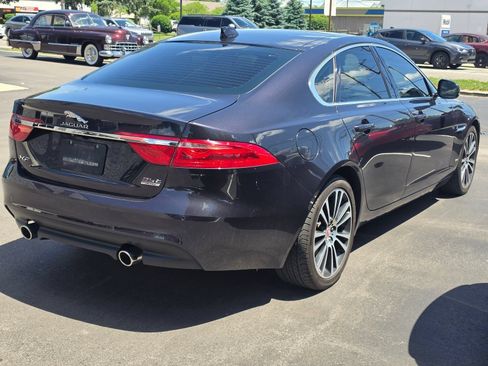 Used 2016 Jaguar XF Prestige AWD/4WD image 4