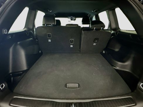 Used 2025 Jeep Grand Cherokee Altitude AWD/4WD image 29