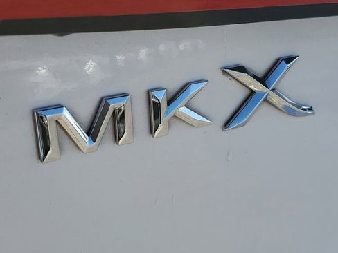 Used 2017 Lincoln MKX Reserve w/ Lincoln MKX Climate Package image 10