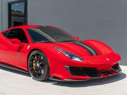 Used 2019 Ferrari 488 Pista Coupe RWD image 42