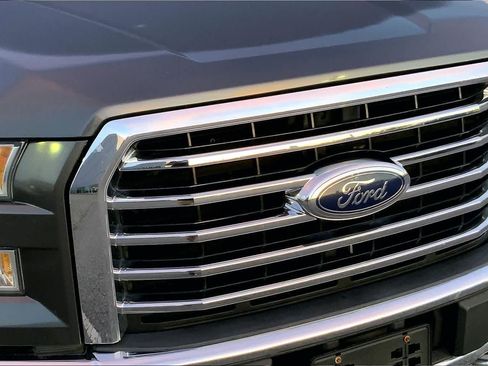 Used 2015 Ford F150 XLT w/ Equipment Group 302A Luxury AWD/4WD image 27