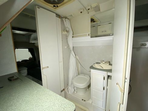 Used 2003 Chevrolet Express 3500 Extended image 32