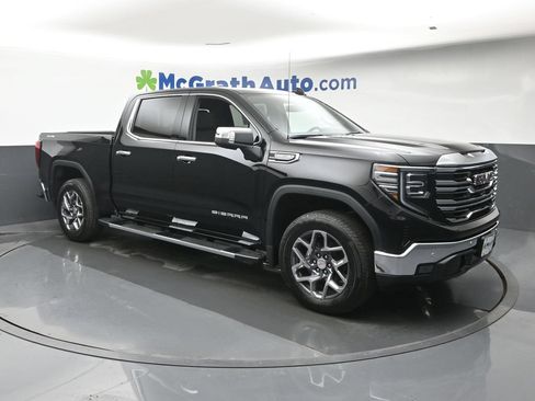 New 2026 GMC Sierra 1500 SLT w/ SLT Premium Plus Package AWD/4WD image 2