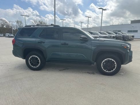 Used 2026 Toyota 4Runner TRD Off-Road Premium w/ Tow Technology Package image 4